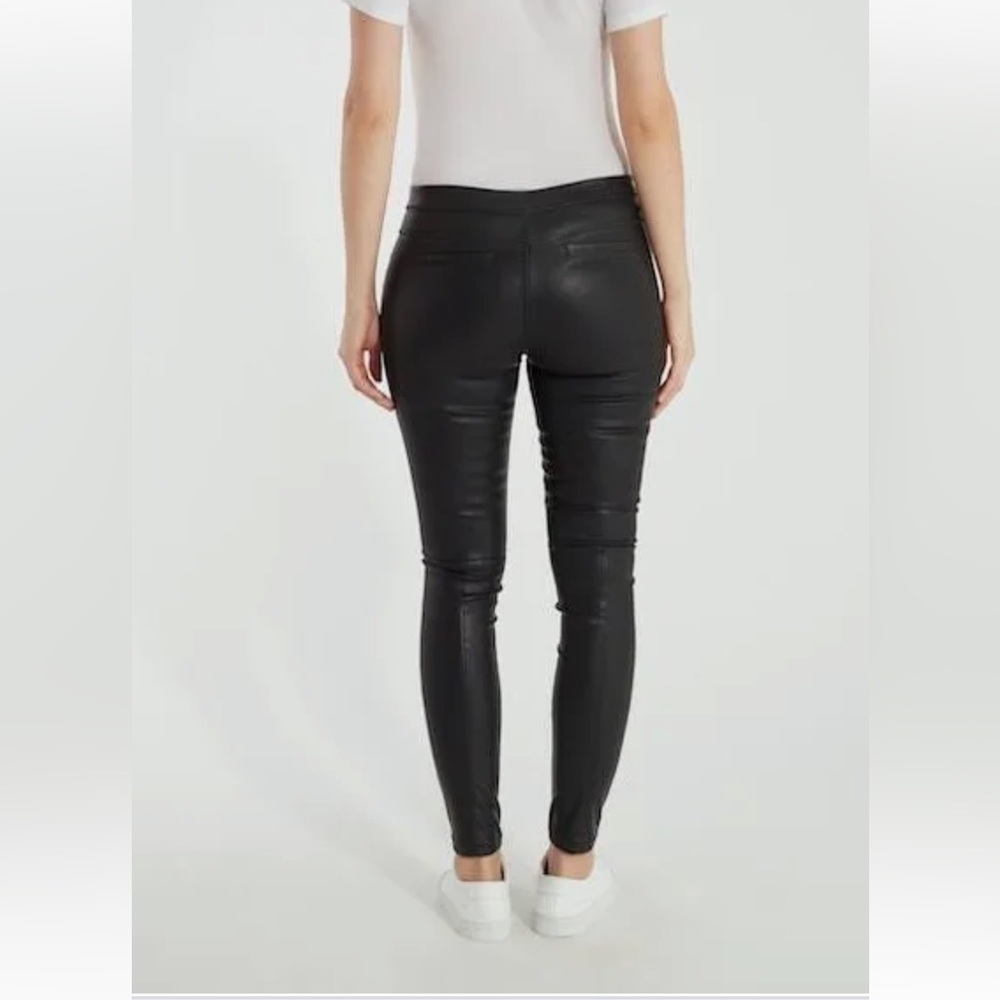 BLANK NYC Vegan leather black skinny leggings size 27 - Picture 3 of 15